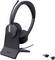 Een zwarte draadloze headset met microfoon op een oplaadstandaard, vergezeld van een USB-dongle en adapter op een witte achtergrond.