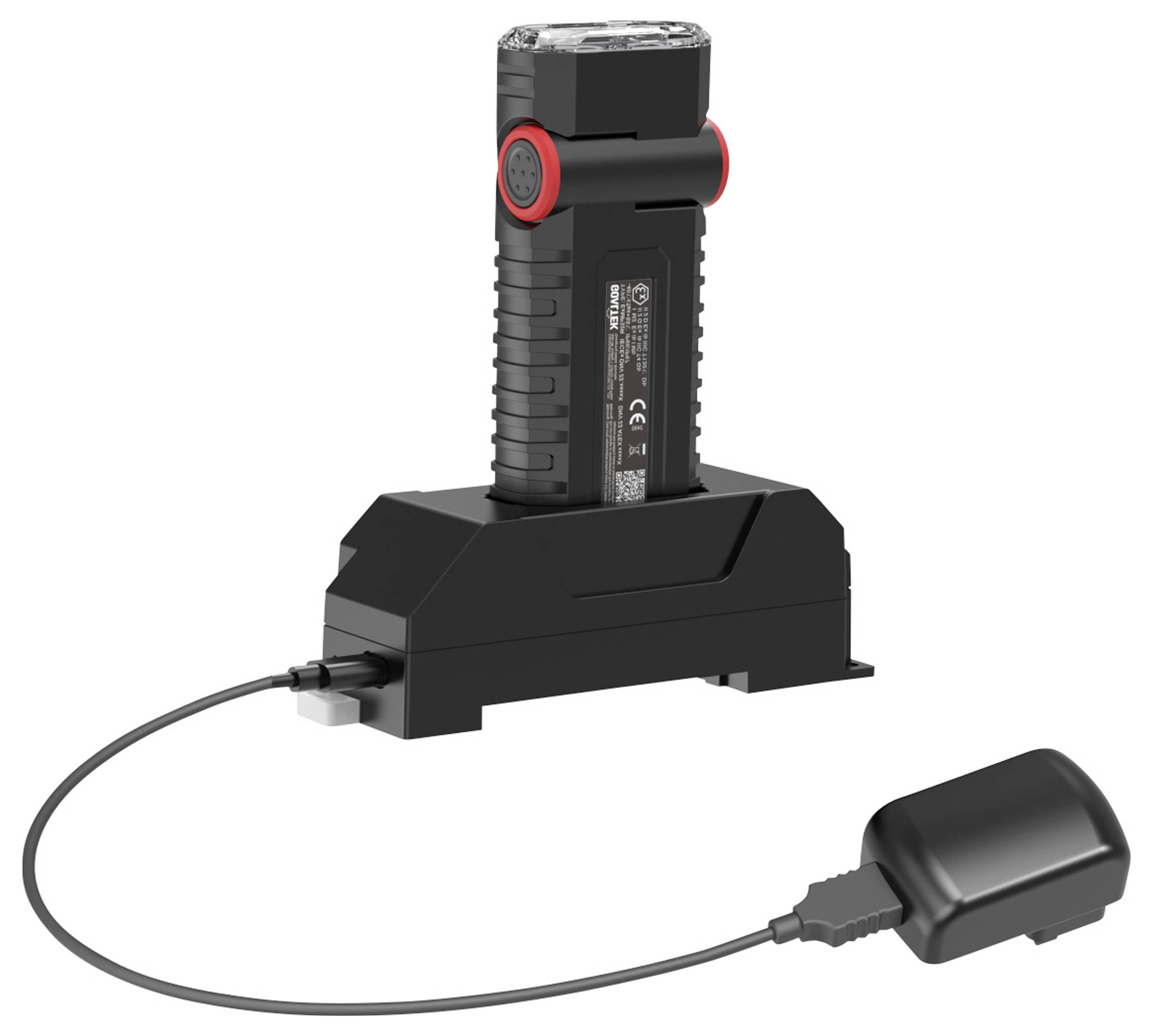 Zwarte batterijpak wordt opgeladen in een dock met een kabel aangesloten op een externe voedingsadapter.