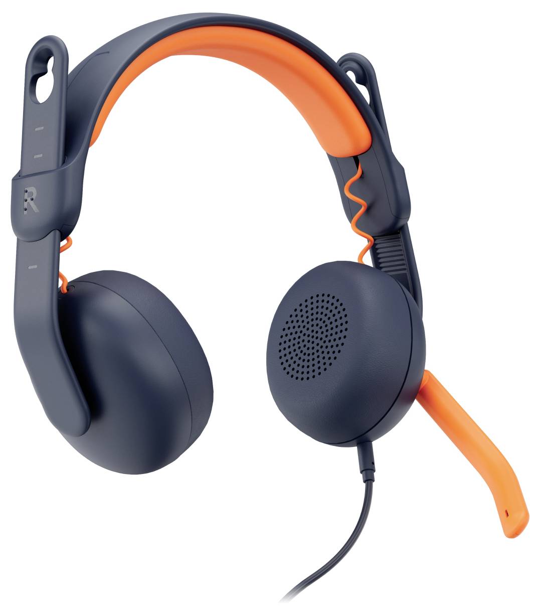 Over-ear zwart en oranje headset met aangesloten boommicrofoon en kabel, weergegeven op een witte achtergrond.