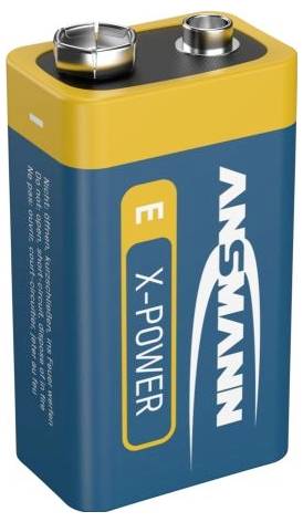 Een rechthoekige 9V-batterij met een oranje en blauw ontwerp met het label 'X-Power' van Ansmann, voorzien van twee metalen contacten op de bovenkant.