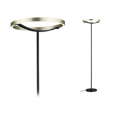 Modern minimalistische vloerlamp met een slanke zwarte standaard, ronde voet en een goudkleurige ringvormige lamp aan de bovenkant, weergegeven in twee formaten op een witte achtergrond.