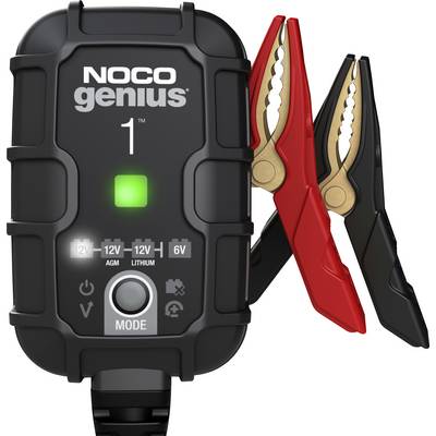 NOCO Genius 1 batterijlader met rode en zwarte klemkabels eraan bevestigd, met modusindicatoren voor 12V en 6V batterijen.