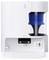 Witte slimme huisdiervoerautomaatmet duidelijke voeropslagbak aan de rechterkant, digitale bedieningselementen en een voerdispenseringsbak onderin.