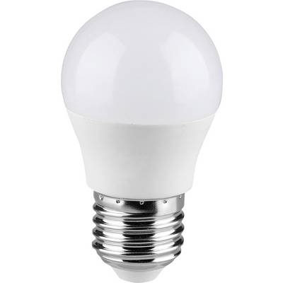 Witte LED-gloeilamp met een matglazen koepel en zilveren schroefdraadvoet op een effen achtergrond.