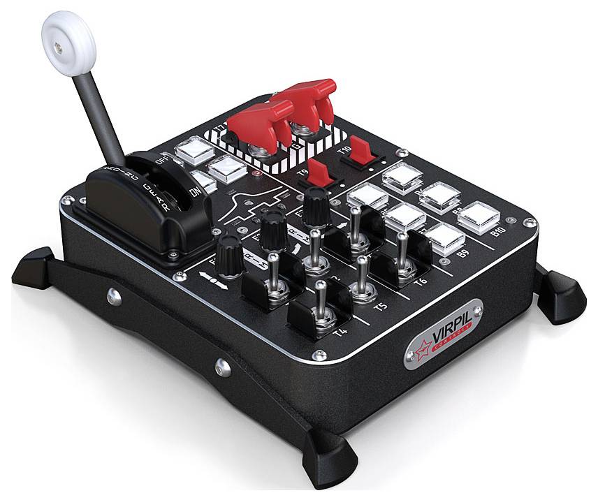 Zwart vluchtsimulatorbedieningspaneel met joystick, meerdere schakelaars en knoppen, op een standaard tegen een witte achtergrond.