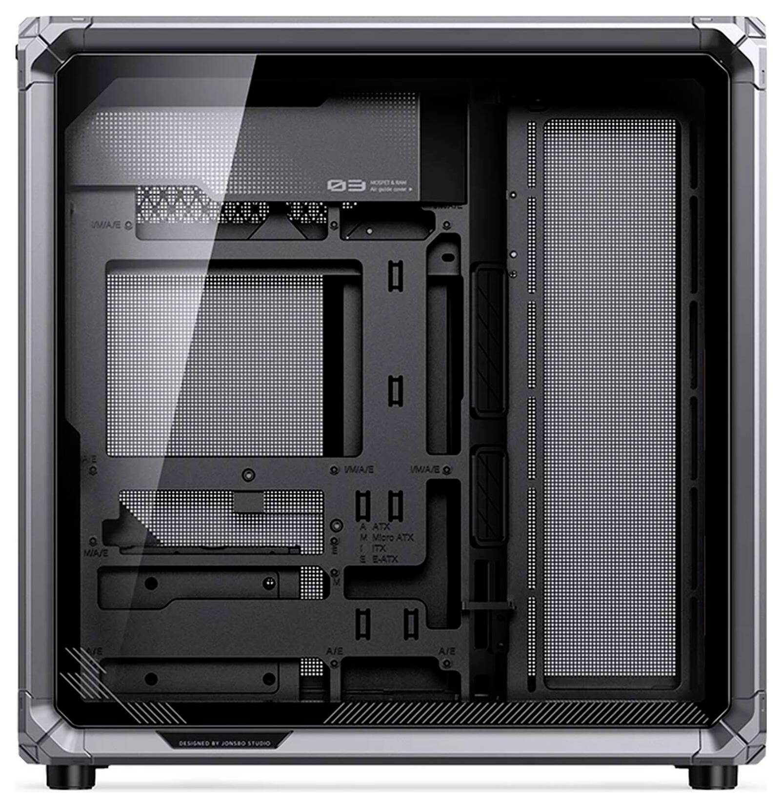 Leeg computerkastasten met moederbordlade, kabeluitsnijdingen en gaasszijpanelen in een zwart en zilverkleurig chassis.