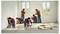 Bosch bouwplaatslaser met centrale groene 360-graadsprojectie, omgeven door accu, oplader, draagtas, ontvanger en accessoires.