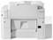 Vooraanzicht van een witte multifunctionele printer met open papierladen, weergegeven op een effen achtergrond.