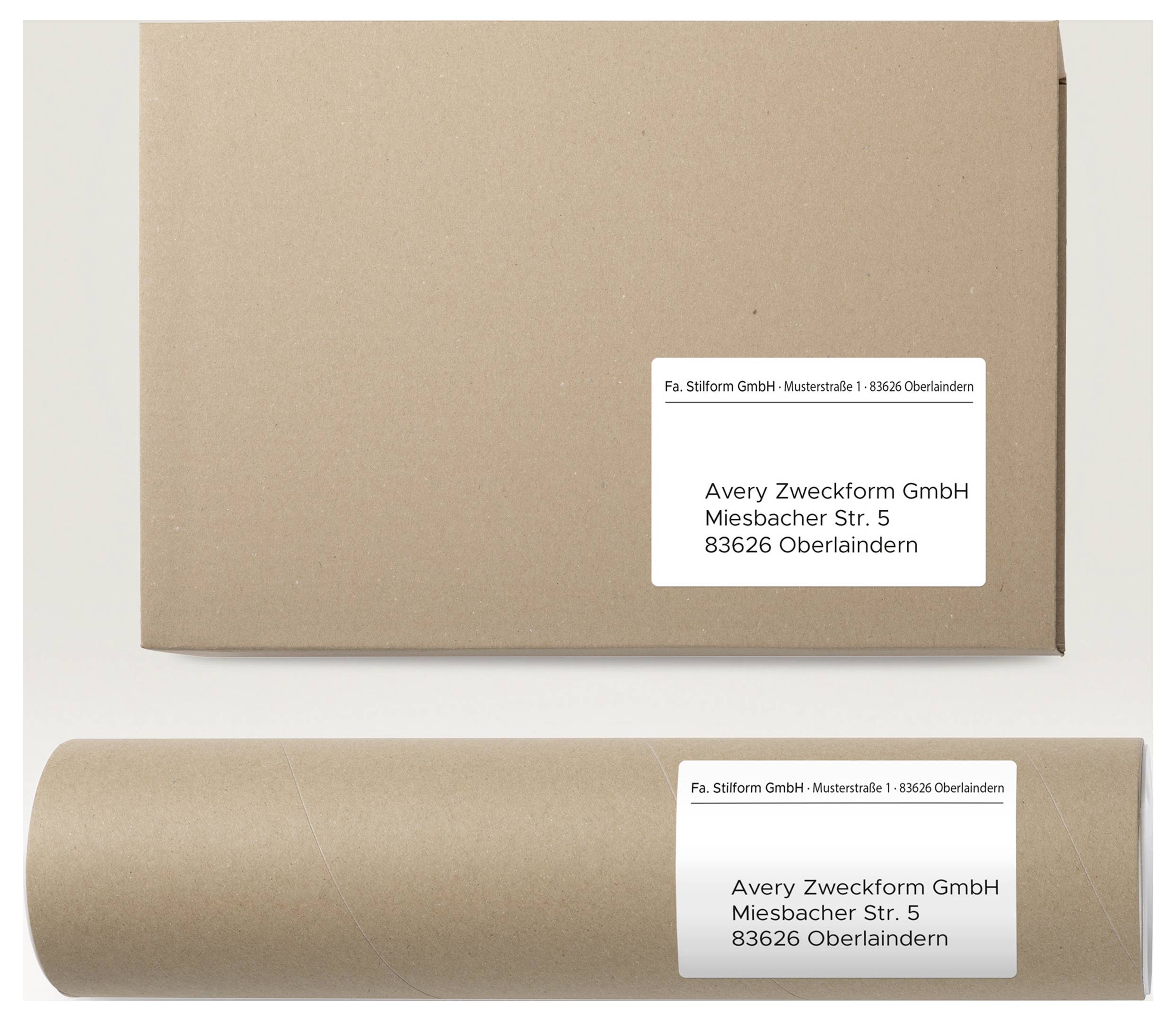 Kartonnen verzendingsdoos en postverzendingsbuis met adresetiket voor Avery Zweckform GmbH, Miesbacher Str. 5, 83626 Oberlaindern.