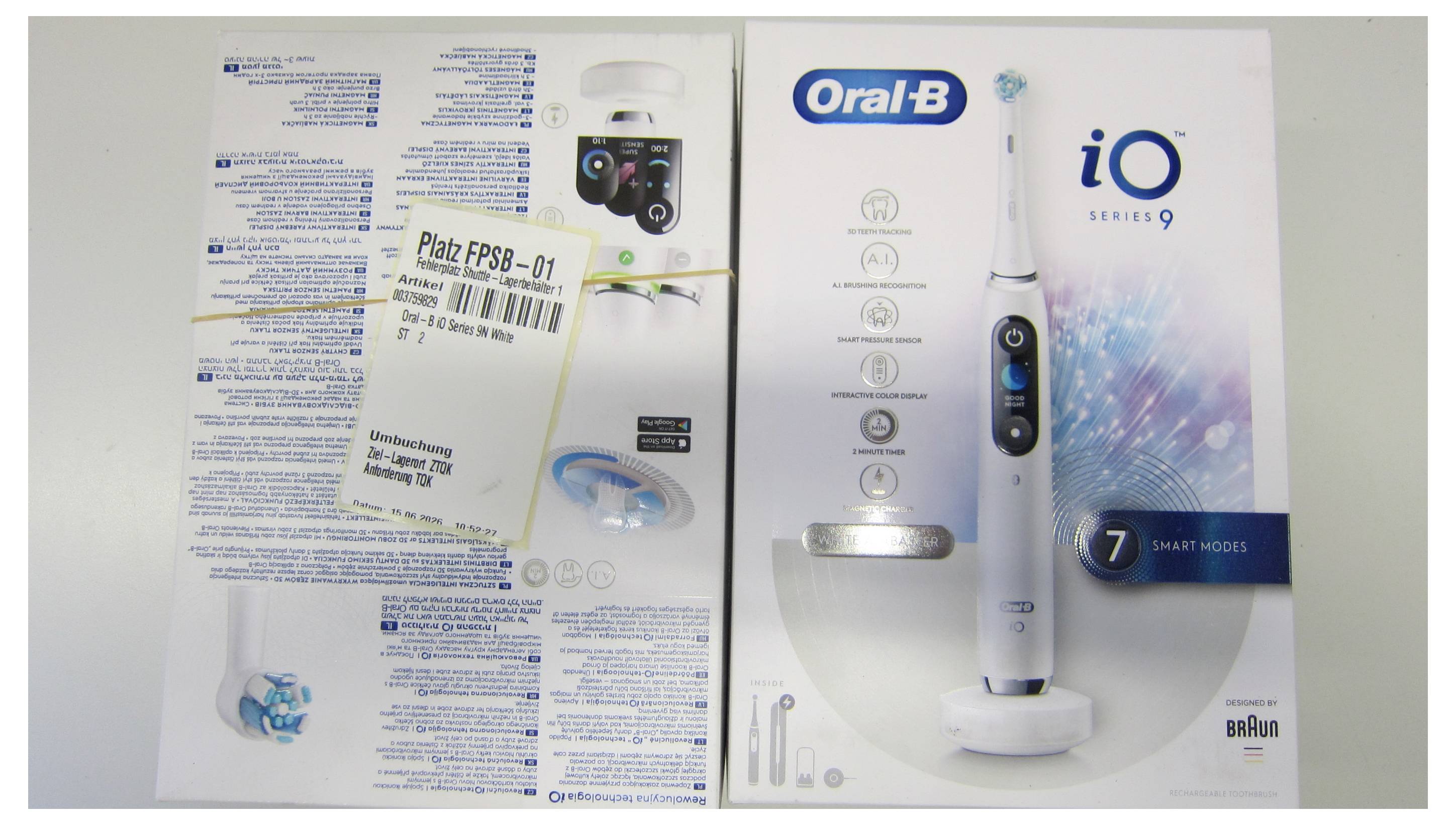 Oral-B iO Serie 9 elektrische tandenborstel retail verpakking weergegeven voor en achterkant, met productafbeelding, bijgeleverde oplader en etiketssticker.