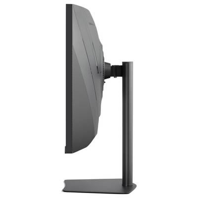 Zijaanzicht van een flatscreen-monitor op een standaard, van links gezien tegen een witte achtergrond.