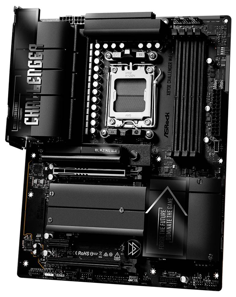 Zwart ASRock CHALLENGER MINI-moederbord weergegeven van voren, met CPU-socket, RAM-sleuven, uitbreidingssleuven en grote koellichamen zichtbaar.