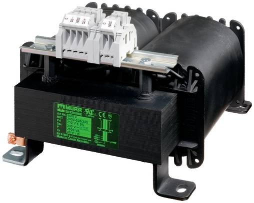 Industriële elektrische transformator met aansluitblok en zwarte montagebasis, geïsoleerd op een witte achtergrond.