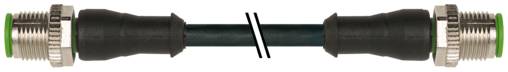 Een zwarte coaxiale kabelkoppeling met schroefdraad metalen connectors aan beide uiteinden, gebruikt om twee kabels met elkaar te verbinden.