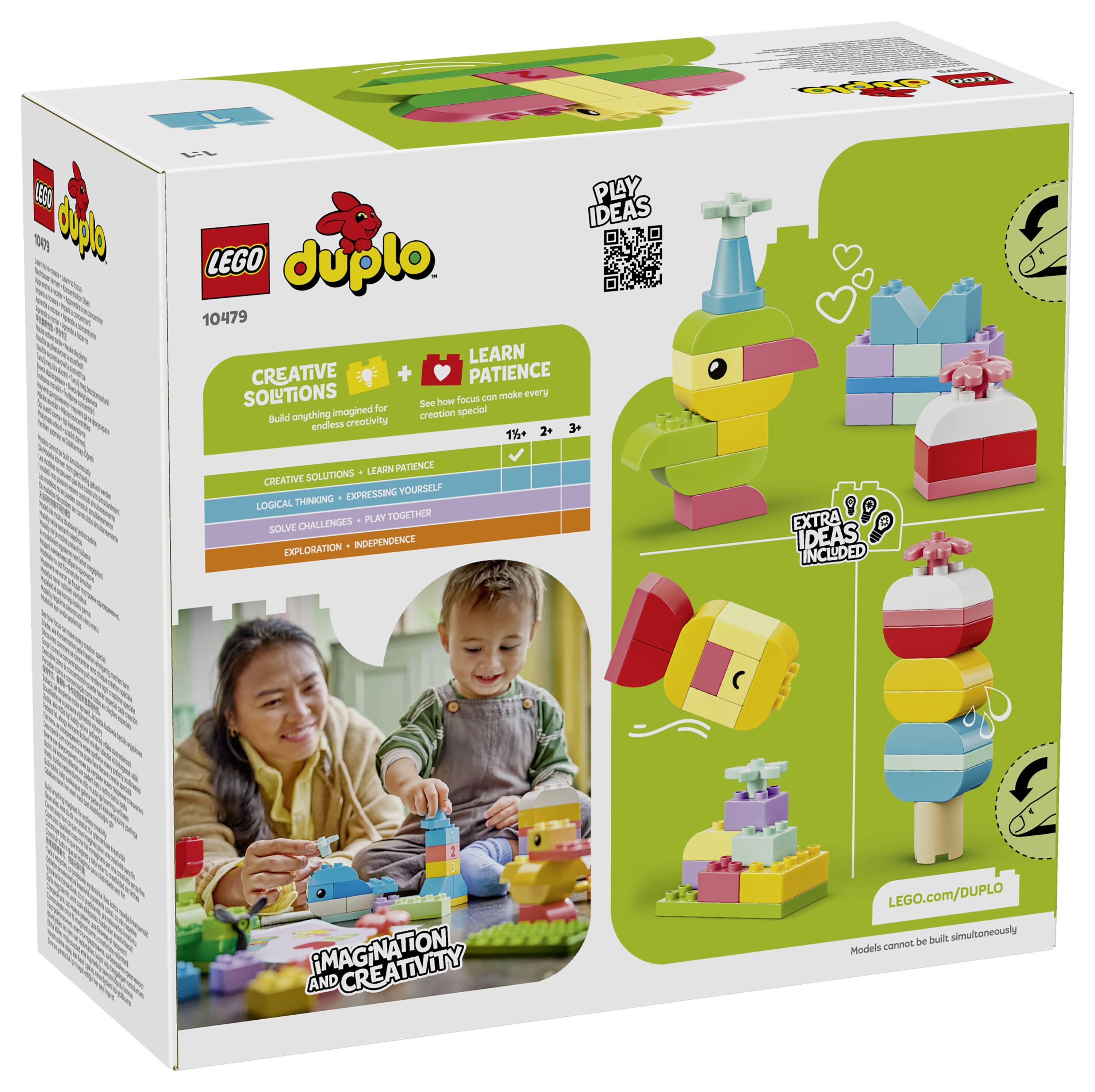 LEGO DUPLO doos met een creatieve bouwset voor kinderen van 1,5 jaar en ouder, met kleurrijke gestapelde dier- en cadeauachtige modellen en een kind dat aan het spelen is
