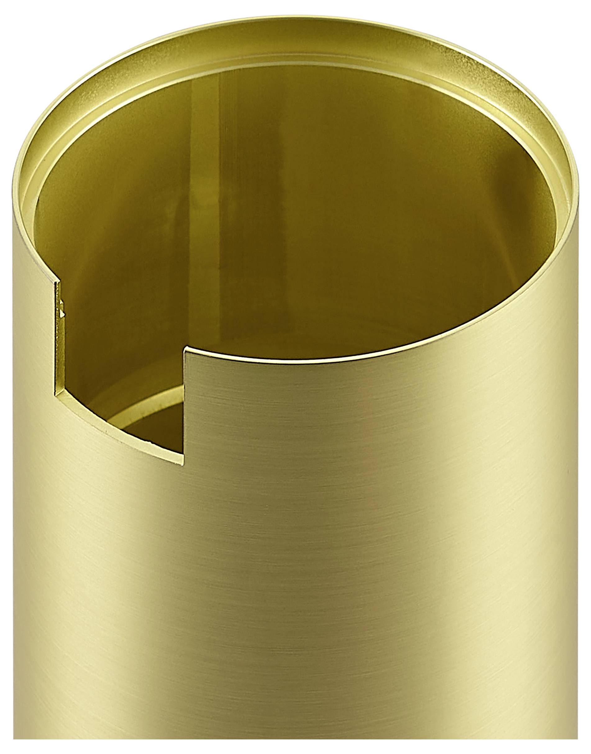 Close-up van een gouden cilindrische metalen houder met een verticale zijinkeping en open bovenkant, getoond op een effen witte achtergrond.