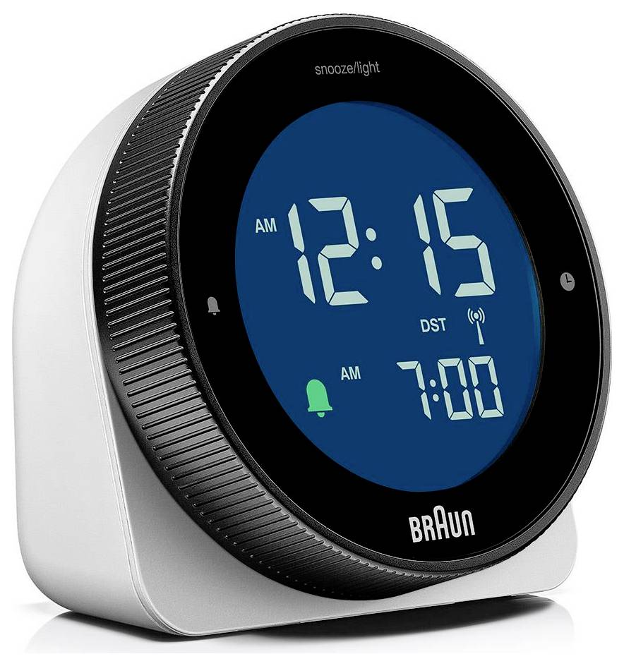 Braun digitale wekker met weergave 12:15 's nachts en een tweede alarm ingesteld voor 7:00 's ochtends.