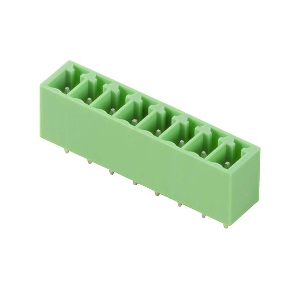 Groene 8-positie-stiftconnector, aanzicht onder hoek op witte achtergrond.