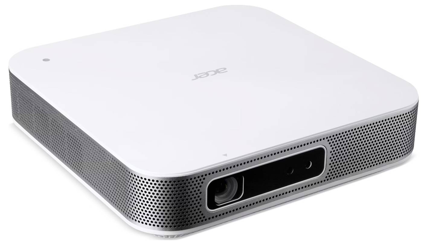 Witte Acer draagbare projector onder een hoek weergegeven, met zichtbare lens en ventilatierooster.