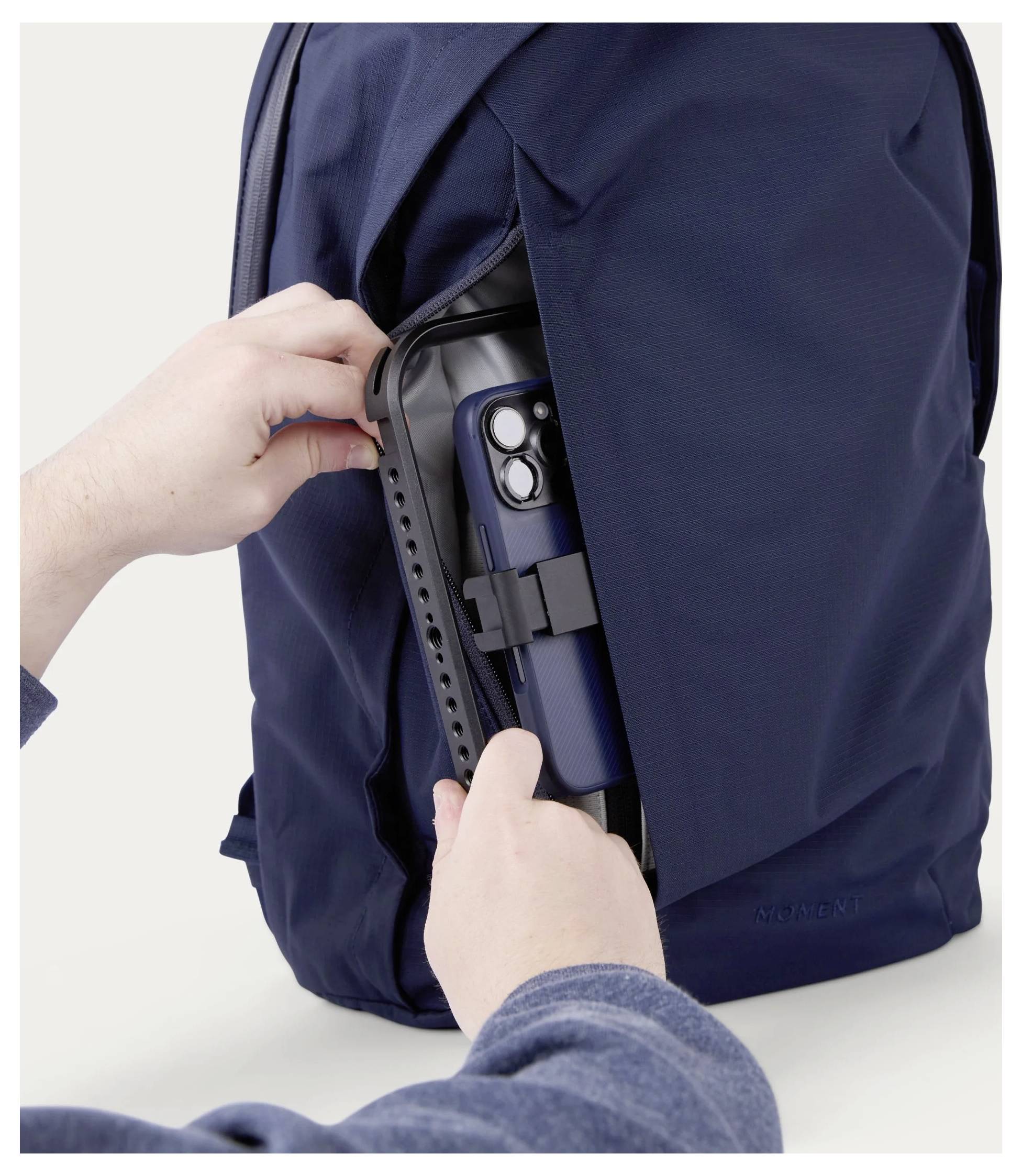 Moment Moment Everything Backpack Daypack 17L N Rugzak Laptopvak, Waterdicht-4