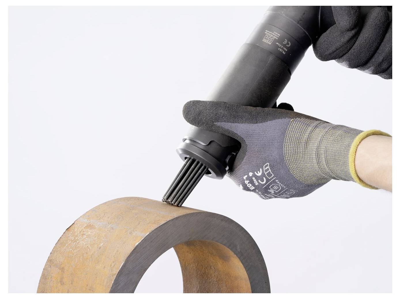 PFERD TOOLS PN 28 P Pneumatische naaldenbikhamer-1