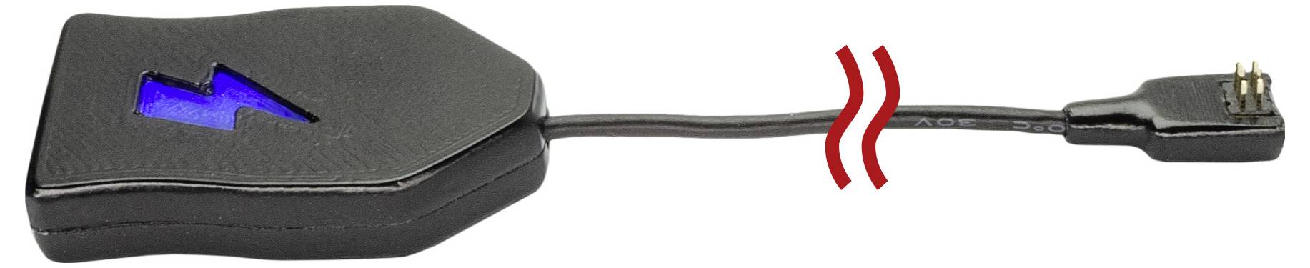 Zwart apparaat met een blauw bliksempictogram en een kabel eindigend in een kleine connector; rode markeringen geven het kabelsegment van belang aan.