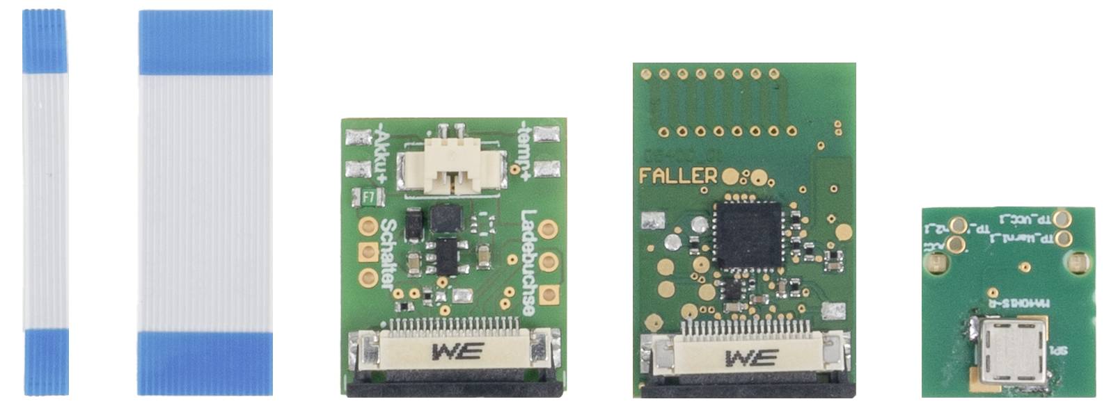 Vier weergaven van kleine groene printplaten en lintkabels, met zicht op connectorzijden en componentzijden van elektronische modules.