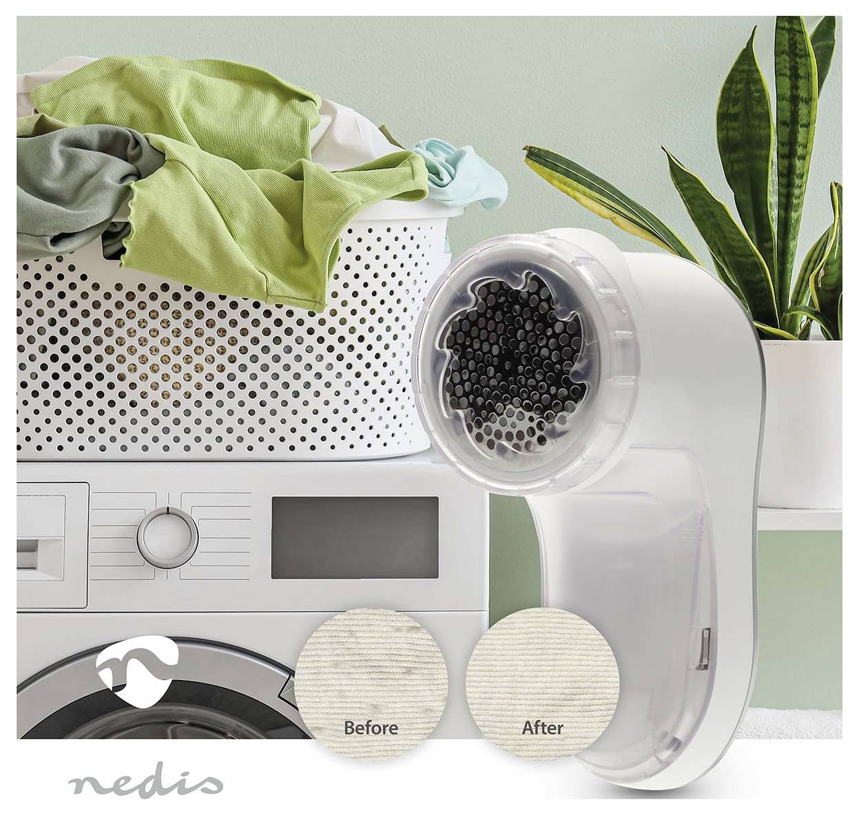 Waspluizen opvanger bevestigd aan de wasmachine, met 'Voor' en 'Na' filterschijven die verzamelde pluizen en een schoner resultaat tonen.