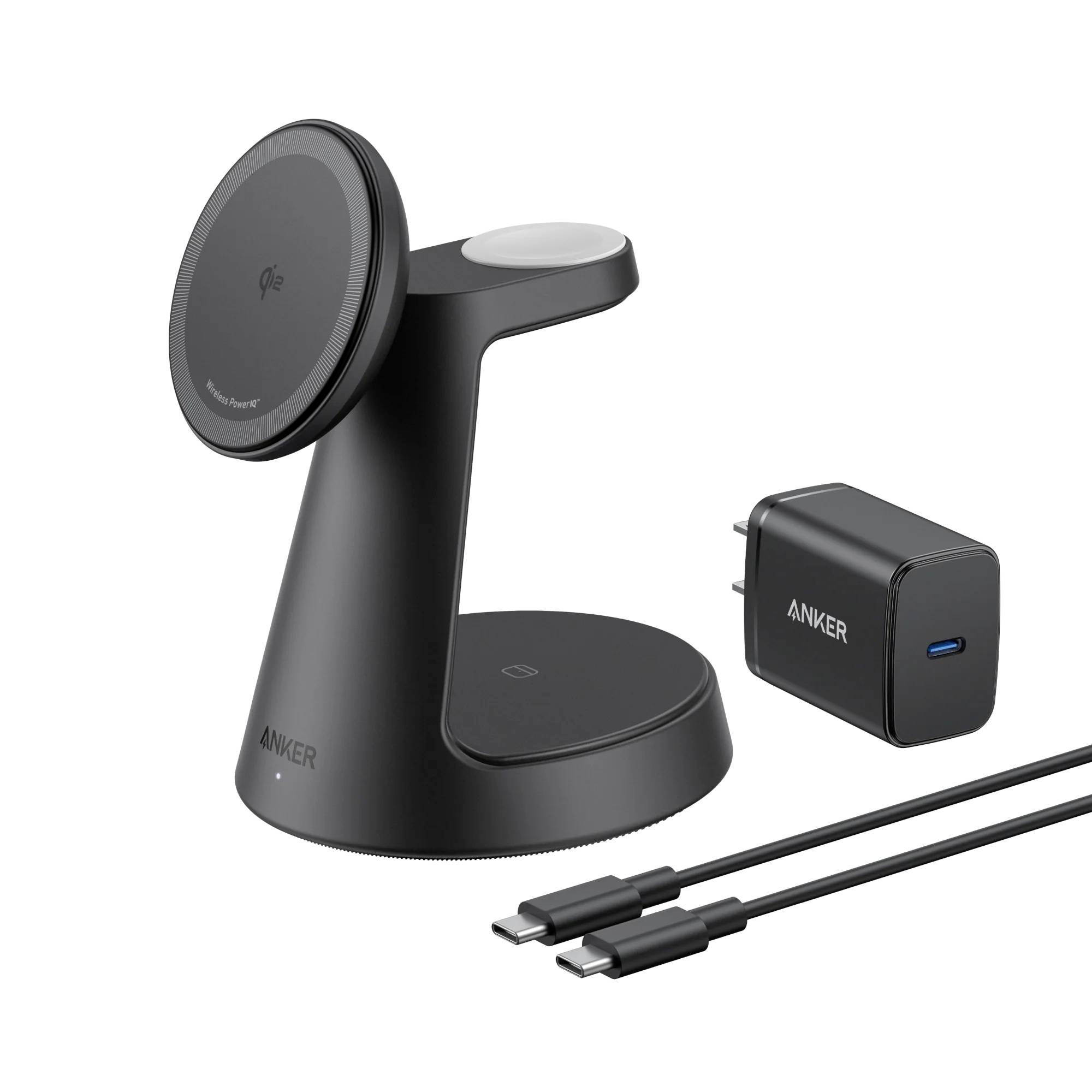 Anker draadloze oplaadstand met MagSafe-stijl telefoonpad, USB-C wandadapter en oplaadkabel op een witte achtergrond.