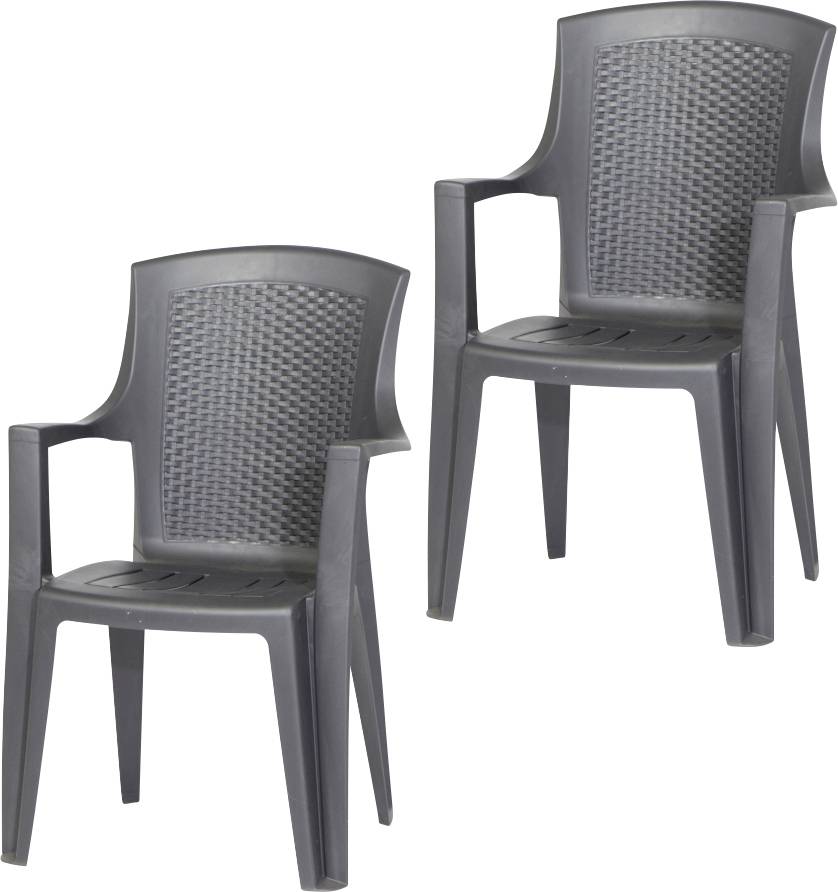 Twee grijze kunststof fauteuils met gevlochten-stijl ruggen en sleufvormige zittingen, weergegeven op een witte achtergrond.