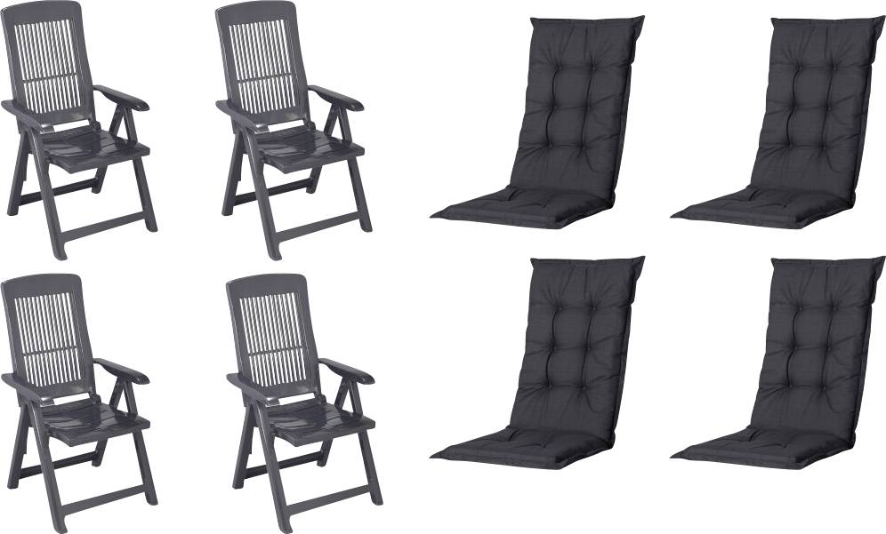 Set van vier zwarte patiostolen met vier bijpassende zwarte zitingskussens, afgebeeld op een witte achtergrond.