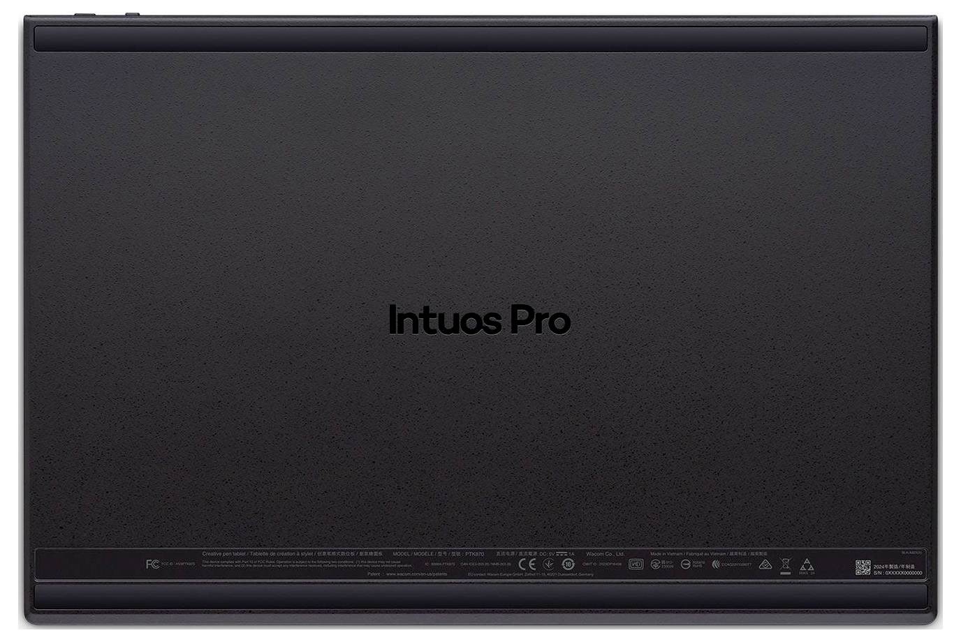 Zwarte Wacom Intuos Pro grafisch tablet gezien van achteren, met gecentreerde 'Intuos Pro' tekst.