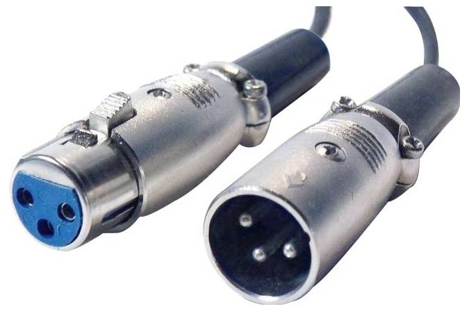 Twee XLR-audiokabelconnectoren, één mannelijk en één vrouwelijk, in close-up tegen een witte achtergrond.