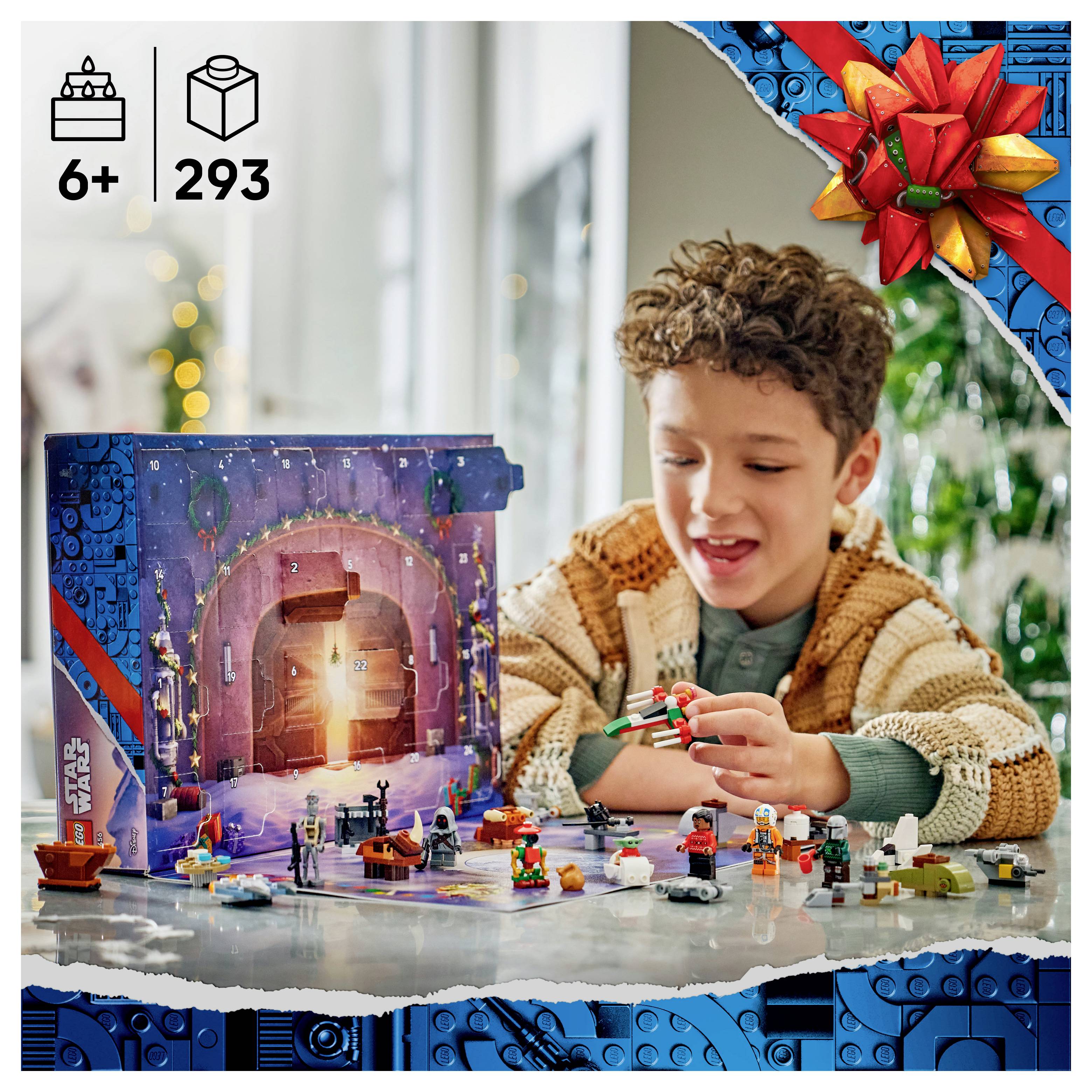 Jongen speelt met een LEGO Star Wars adventskalenderset, bouwt een klein model naast de geopende doos met het etiket '6+' en '293' stukjes.