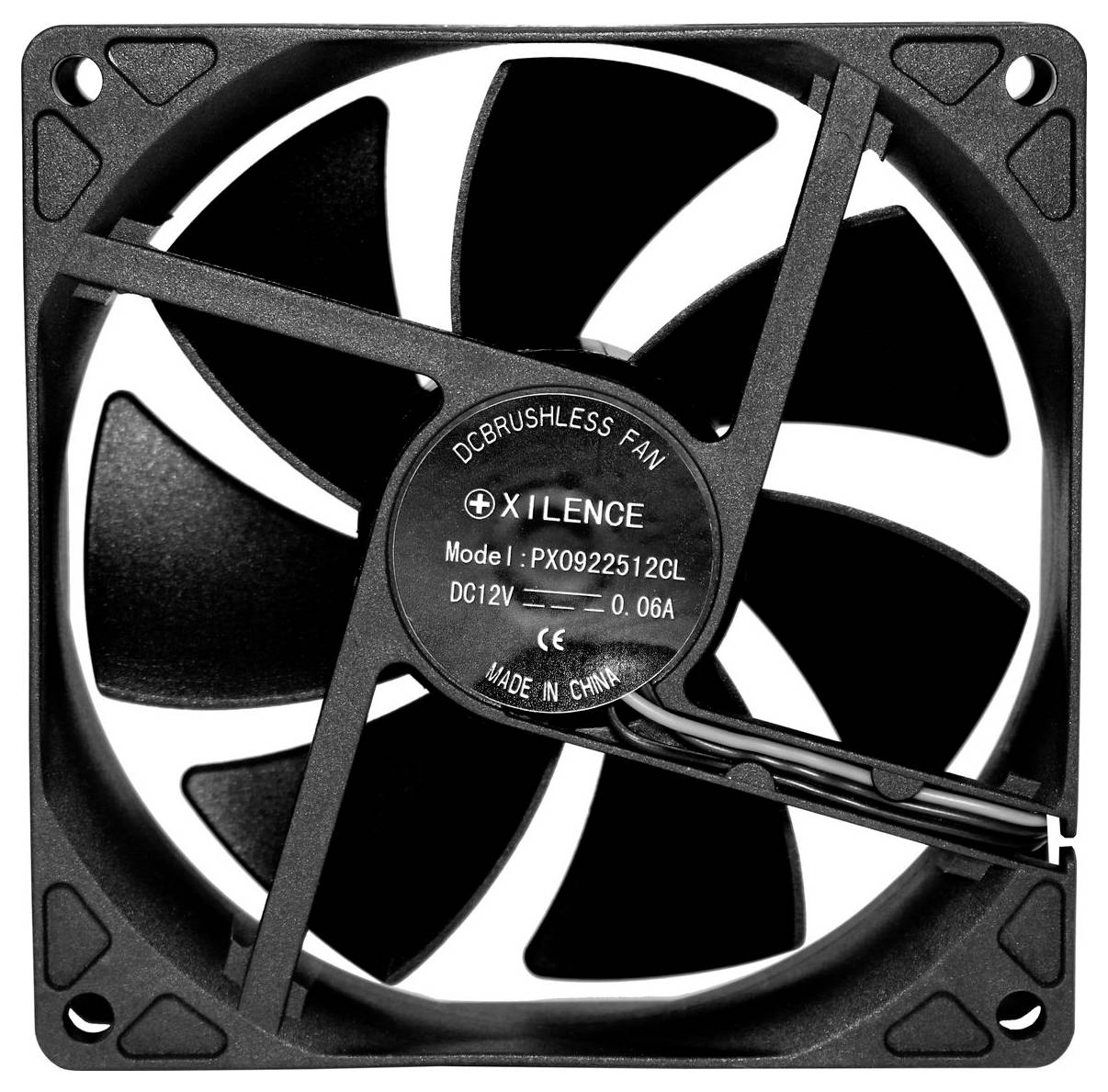 Zwarte Xilence DC brushloze koelventilator met vierkant frame en montagegaten, geëtiketteerd met 'Model: PX0922512CL' en 'DC12V'