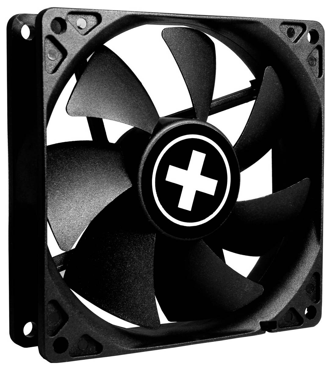 Zwart computerkoelventilator met zeven bladen en een centraal logo op een vierkant frame.
