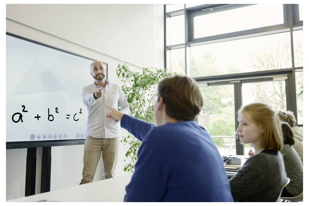 Legamaster EVP-5500 EU Digital Signage display Energielabel: C (A - G) 140 cm 55 inch 3840 x 2160 Pixel 18/7-10