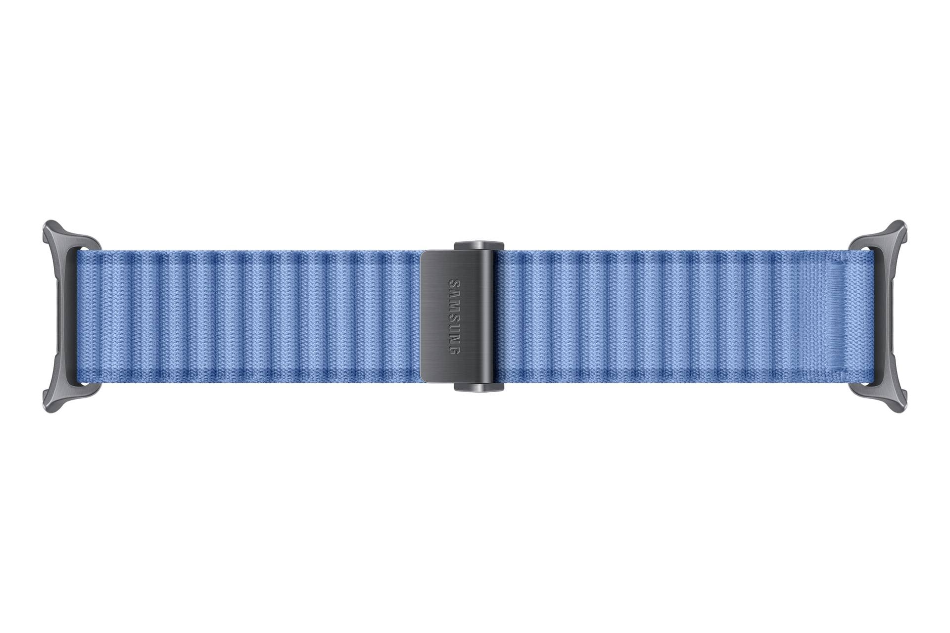 Blauw geweven horlogebandje met grijze connectoren en een centrale zwarte Samsung-sluiting, weergegeven op een witte achtergrond.