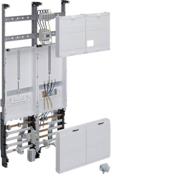 Aan de muur gemonteerd elektriciteitsverdeelpaneel met open bedrading en schakelaars, weergegeven met scharnierend witte afdekpanelen die losgemaakt of open zijn.