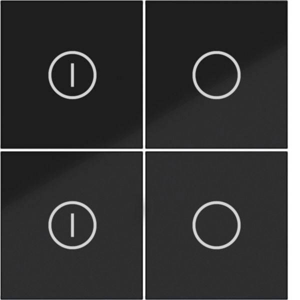Vier zwarte aanraakschakelaar panelen in een 2x2 raster, met 'I' power-on symbolen aan de linkerkant en cirkel power-off symbolen aan de rechterkant.