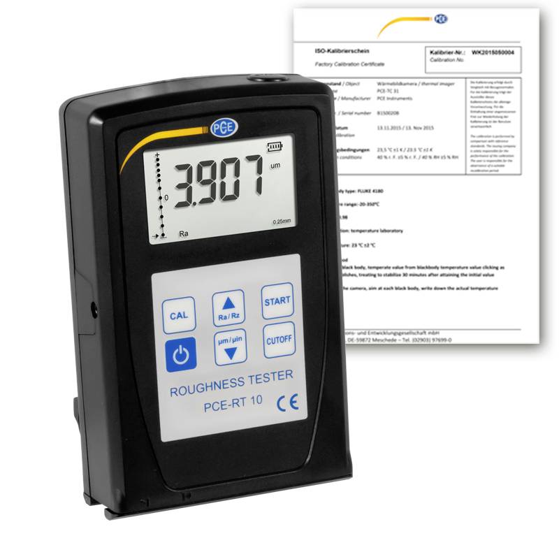 Digitale oppervlakteruwheid-tester met een Ra-waarde van 3.907, met een kalibratiecertificaat op de achtergrond.