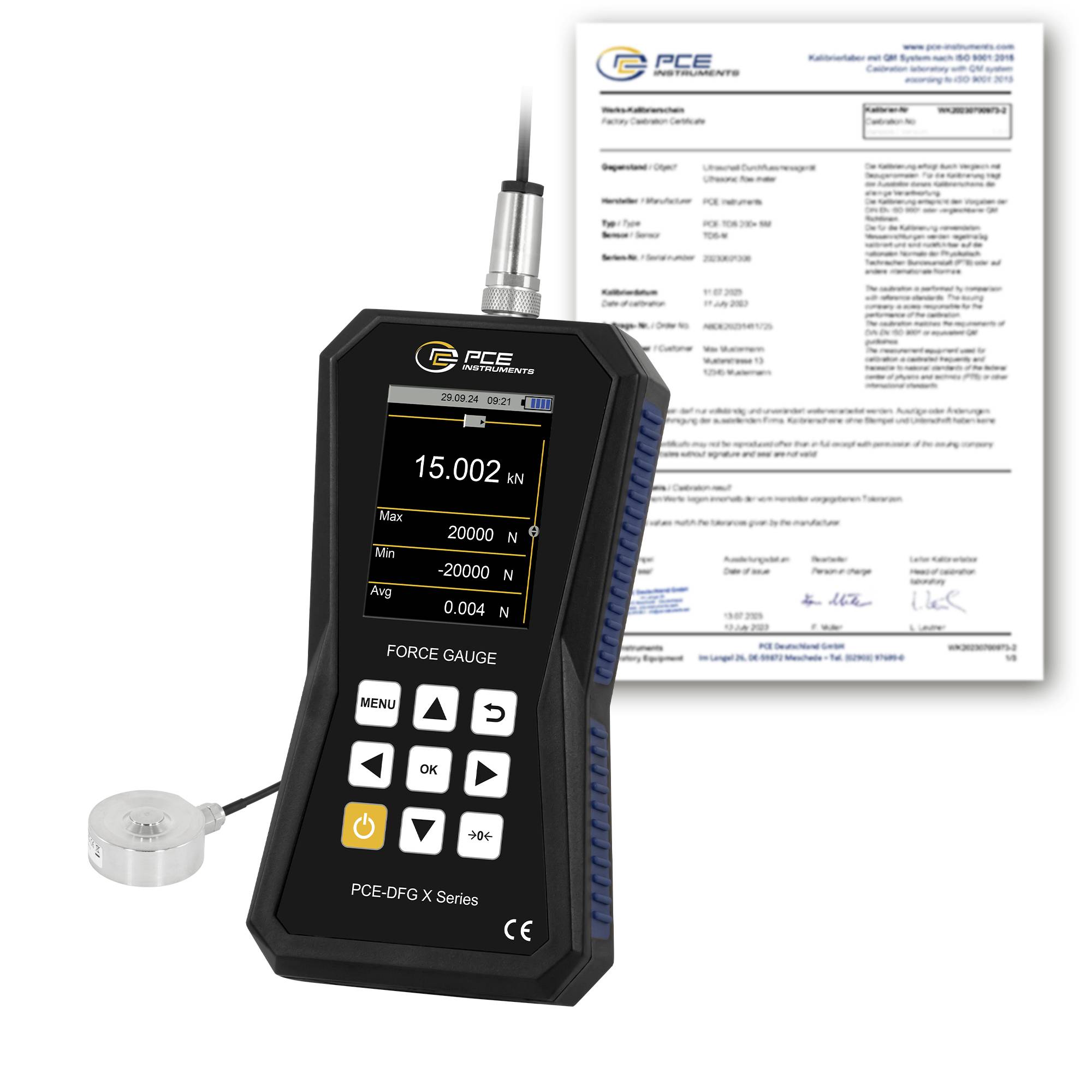 Handgehouden PCE krachtsensor met kabelgeevoerde sensor en achter het apparaat zichtbaar een kalibratiecertificaat.