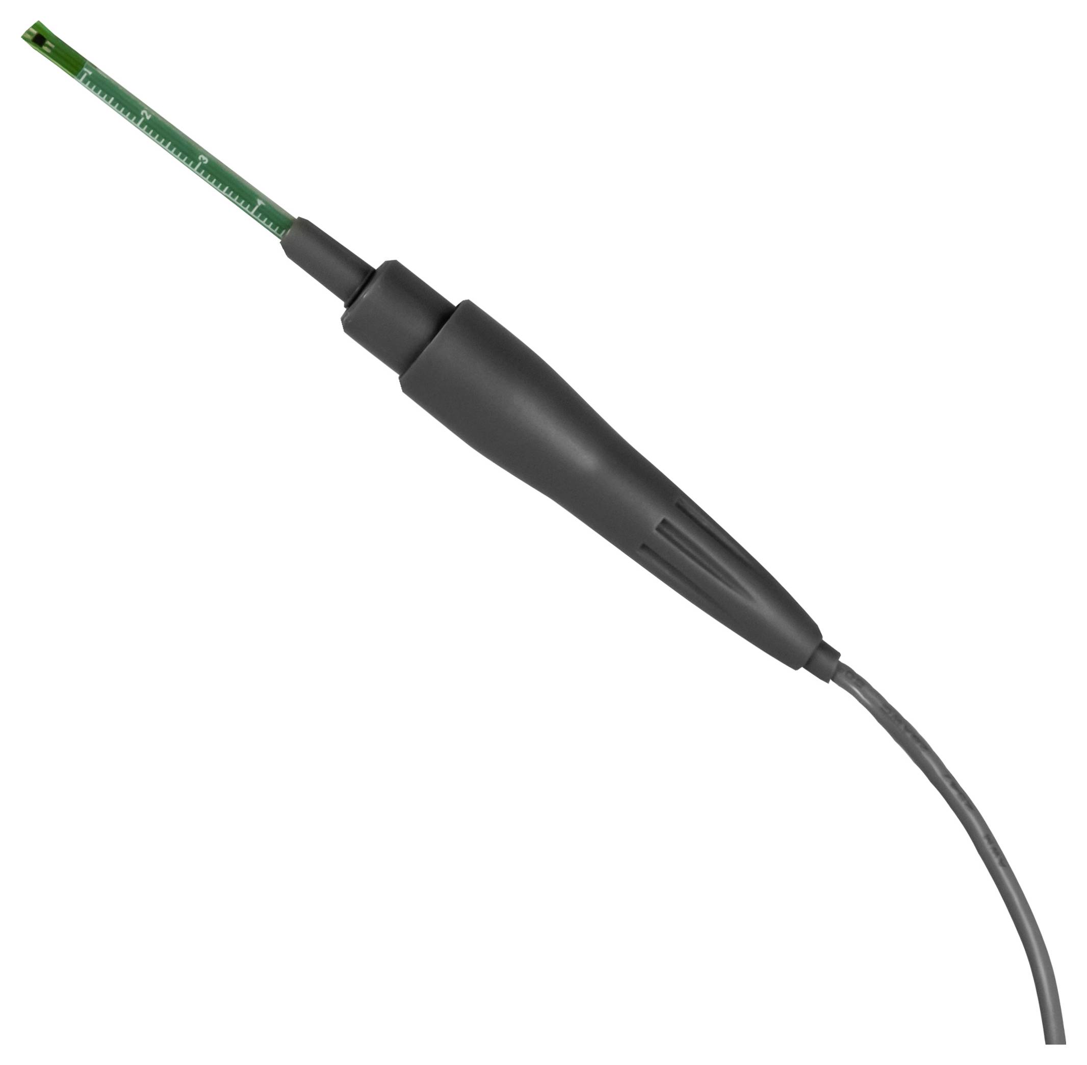 Zwarte bedrade elektronische probe met een groen sensoreinde, weergegeven op een witte achtergrond.
