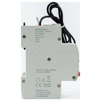 Achterzicht van een Shelly Pro 1 slimme relaismodule met opgerolde zwarte bedrading en gedrukte elektrische specificaties op de behuizing.