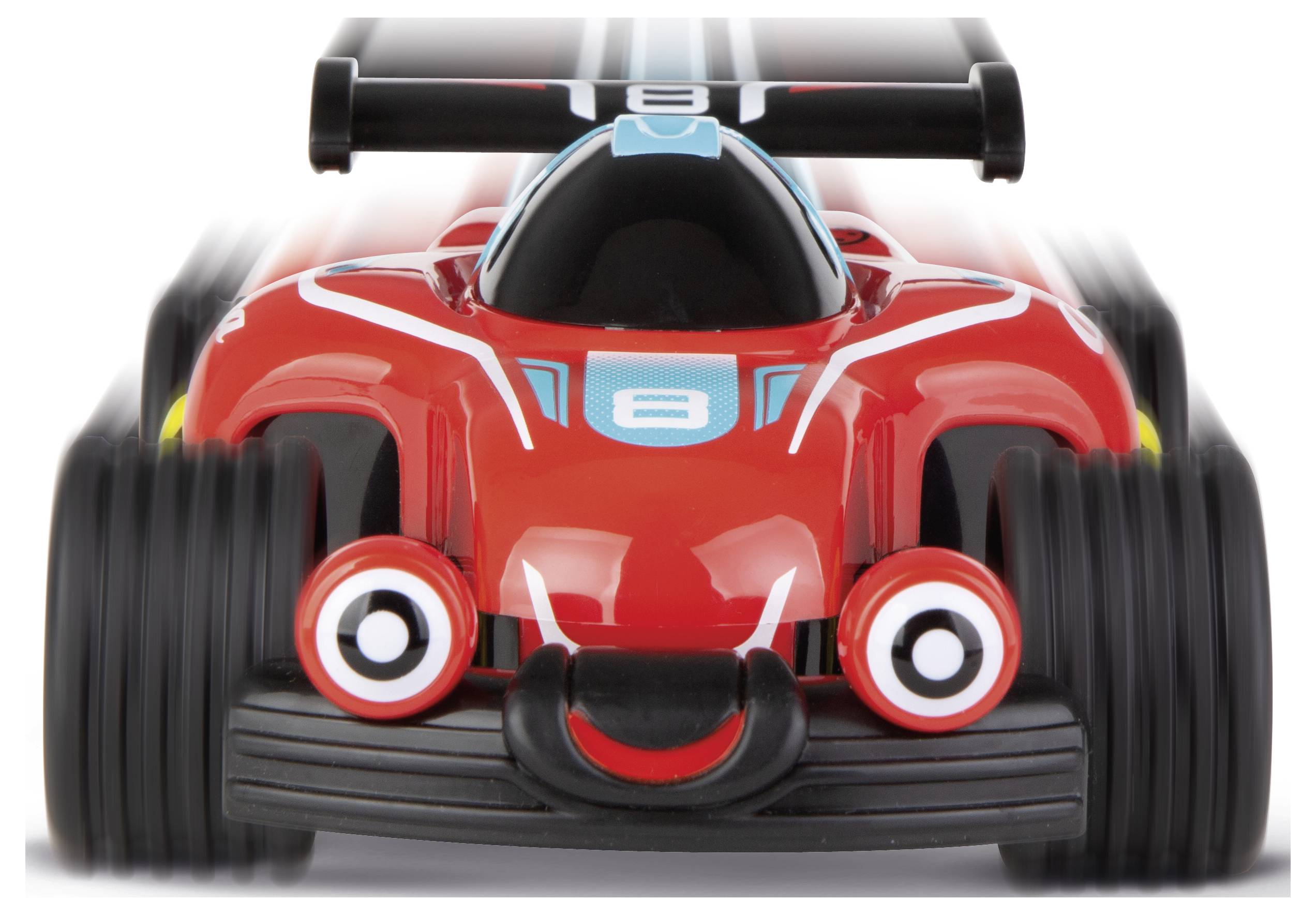 Vooraanzicht van een rode speelgoedracewagen met zwarte wielen, een grote achterspoiler, en het getal 8 op de motorkap, weergegeven op een witte achtergrond.