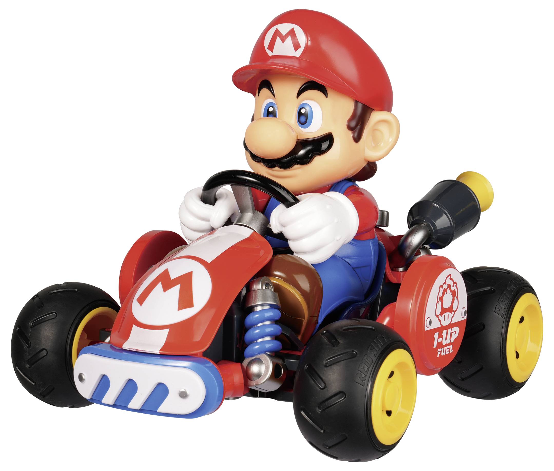 Mario bestuurt een rode speelgoedkart met zwarte en gele wielen, draagt zijn karakteristieke rode pet en blauwe overall op een witte achtergrond.