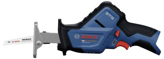 Bosch acculopmachine met blauw en zwart lichaam, grijze bladbeschermer en aangesloten zaagblad op een witte achtergrond