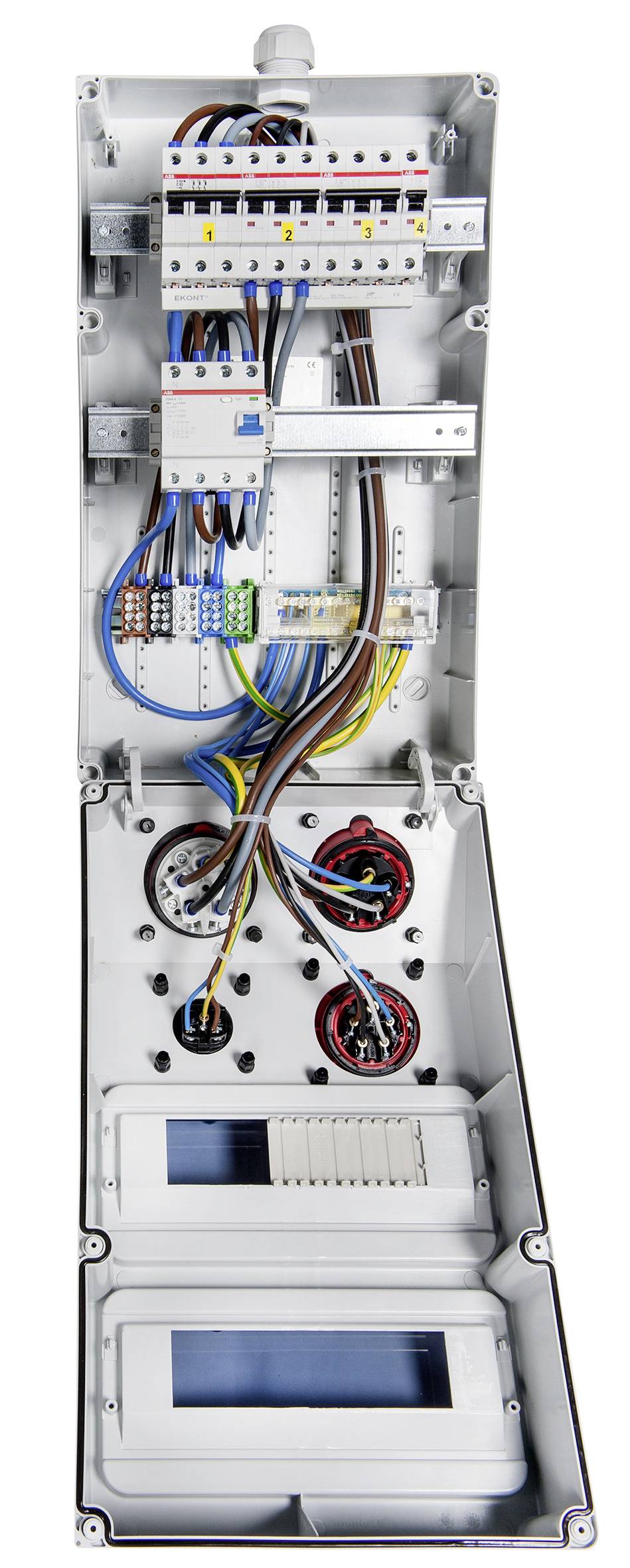 Open elektriciteit bedieningspaneel met schakelaars, relais, bedrading en twee displaymodules gemonteerd in een metalen behuizing.