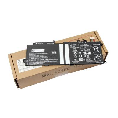 Laptopbatterijpack op een kartonnen doos, met zichtbare HP-verpakking en certificeringsmerkingen.