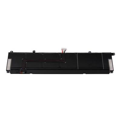 Zwart laptopbatterijpakket met aansluitingskabel en montagetabs, geïsoleerd op witte achtergrond.